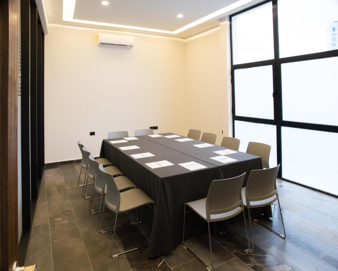 Gumont Guadalajara Lopez Mateos - Minerva Hotel ภายนอก รูปภาพ