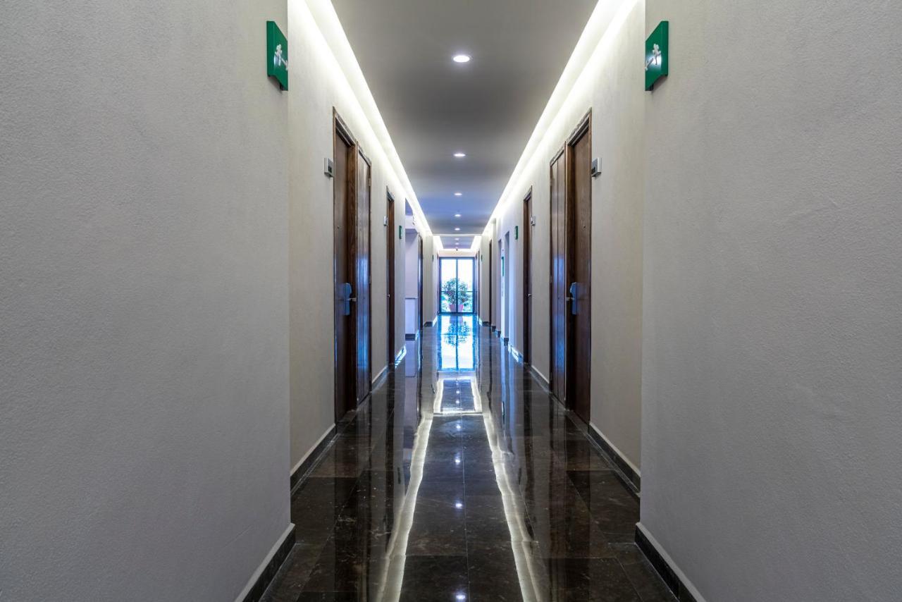 Gumont Guadalajara Lopez Mateos - Minerva Hotel ภายนอก รูปภาพ